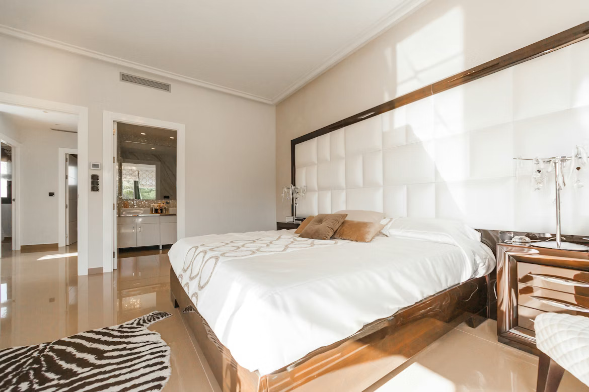 အသင့်နေ ပေကျယ်တိုက်ခန်း ငှားရန်ရှိသည်